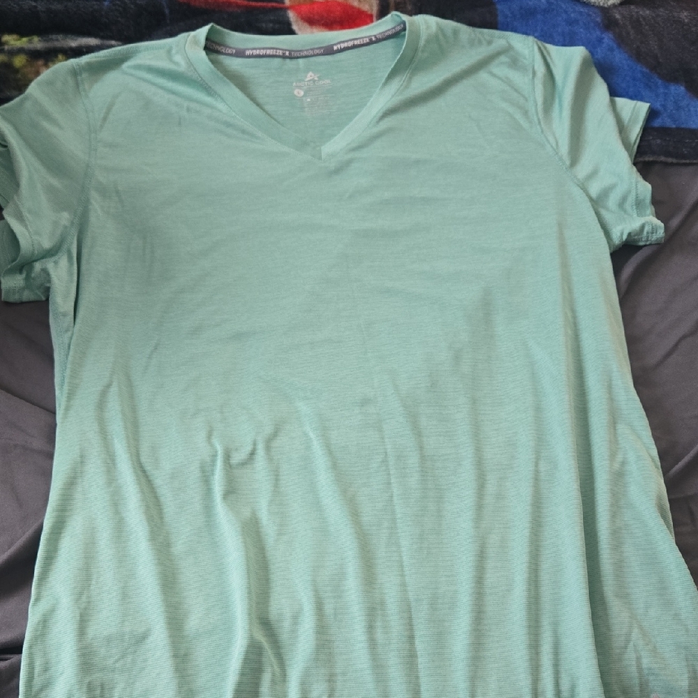 Mint V-Neck Short Sleeve Tee